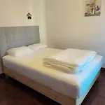Homestay szállás Cozy Near Metro & Airport *