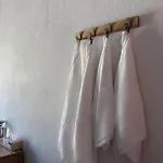 Cozy Near Metro & Airport Homestay szállás