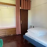 Cozy Near Metro & Airport Homestay szállás