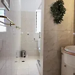 Homestay szállás Cozy Near Metro & Airport Lisboa