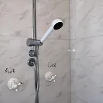 Cozy Near Metro & Airport Homestay szállás Lisboa
