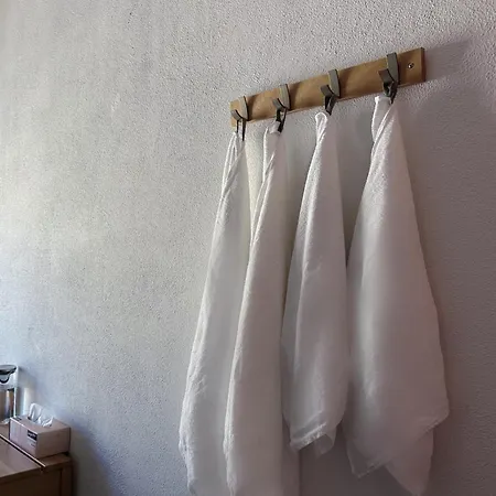 Cozy Near Metro & Airport Pansiyon