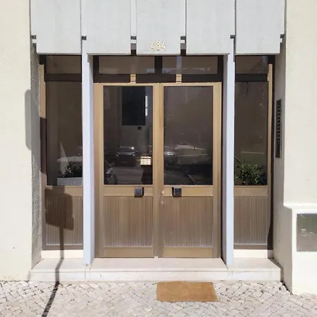 Cozy Near Metro & Airport Lisbon