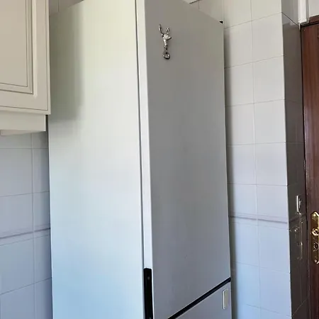 Homestay Cozy Near Metro & Airport *